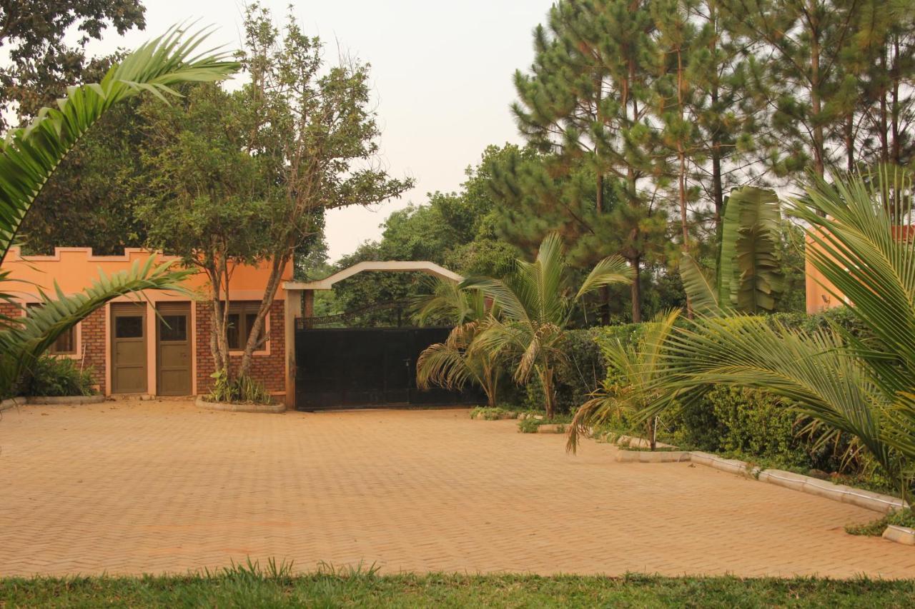 Saltek Forest Cottages Masindi ภายนอก รูปภาพ